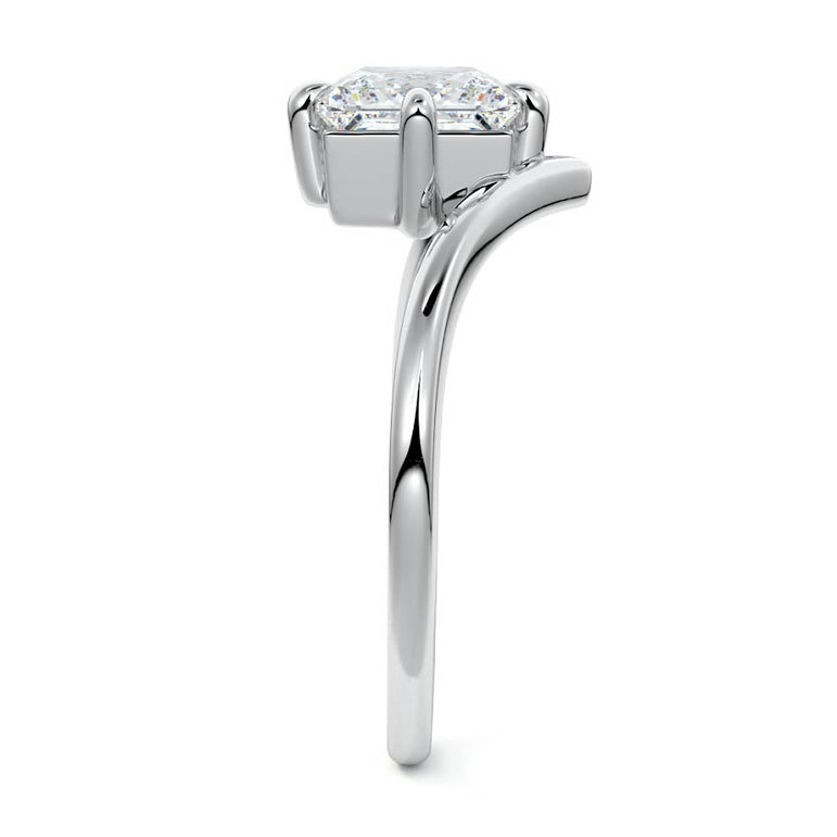 Suria - Solitaire with Compass Prongs Setting PL