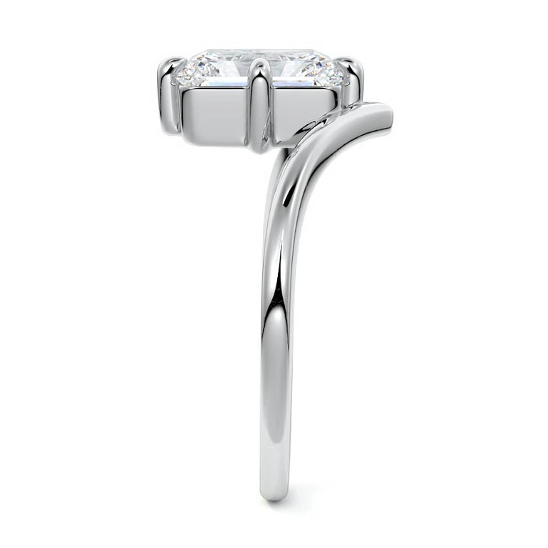 Suria - Solitaire with Compass Prongs Setting PL